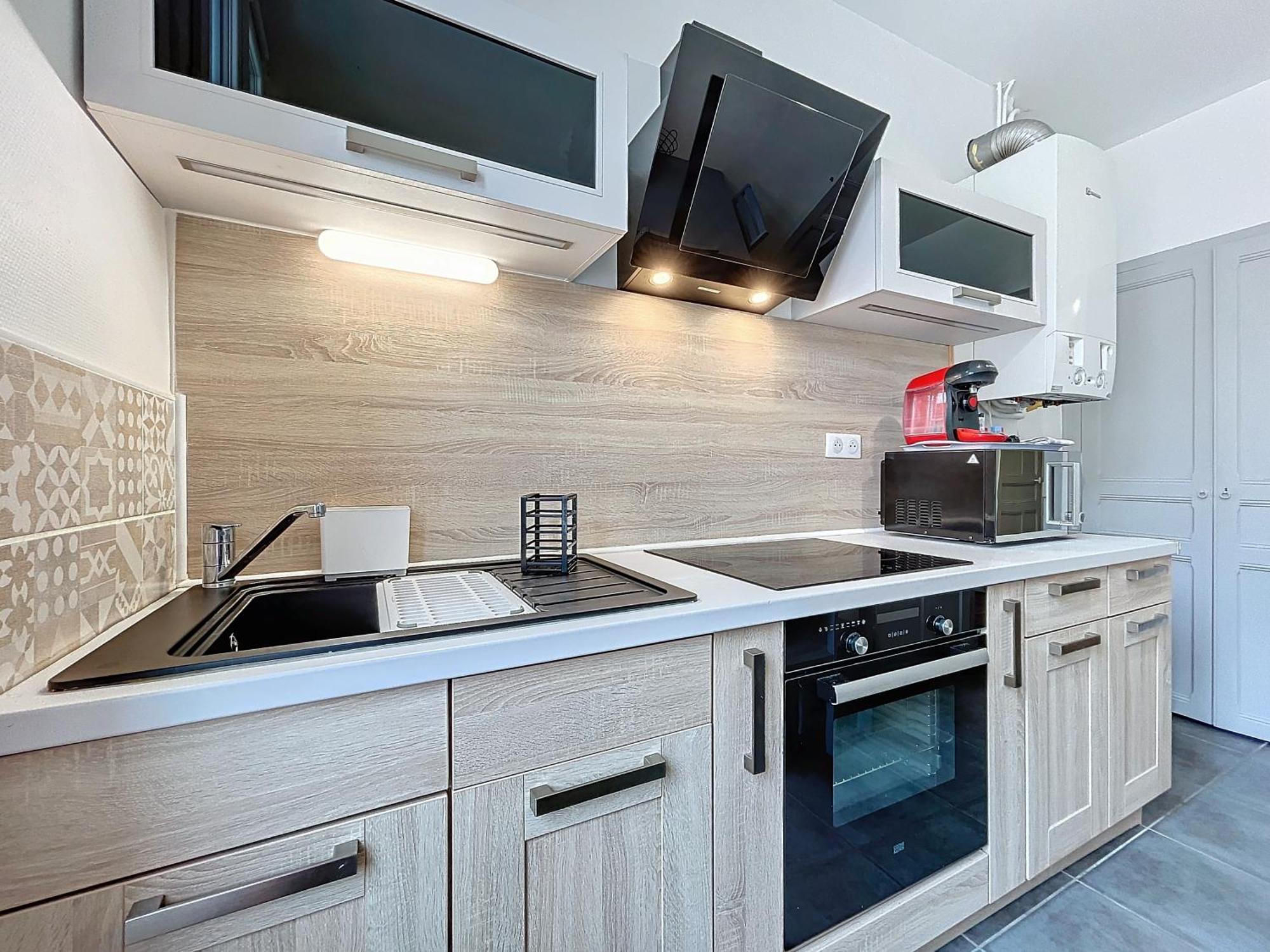 Le 4-F2 Centre Historique Apartment Montlucon Luaran gambar