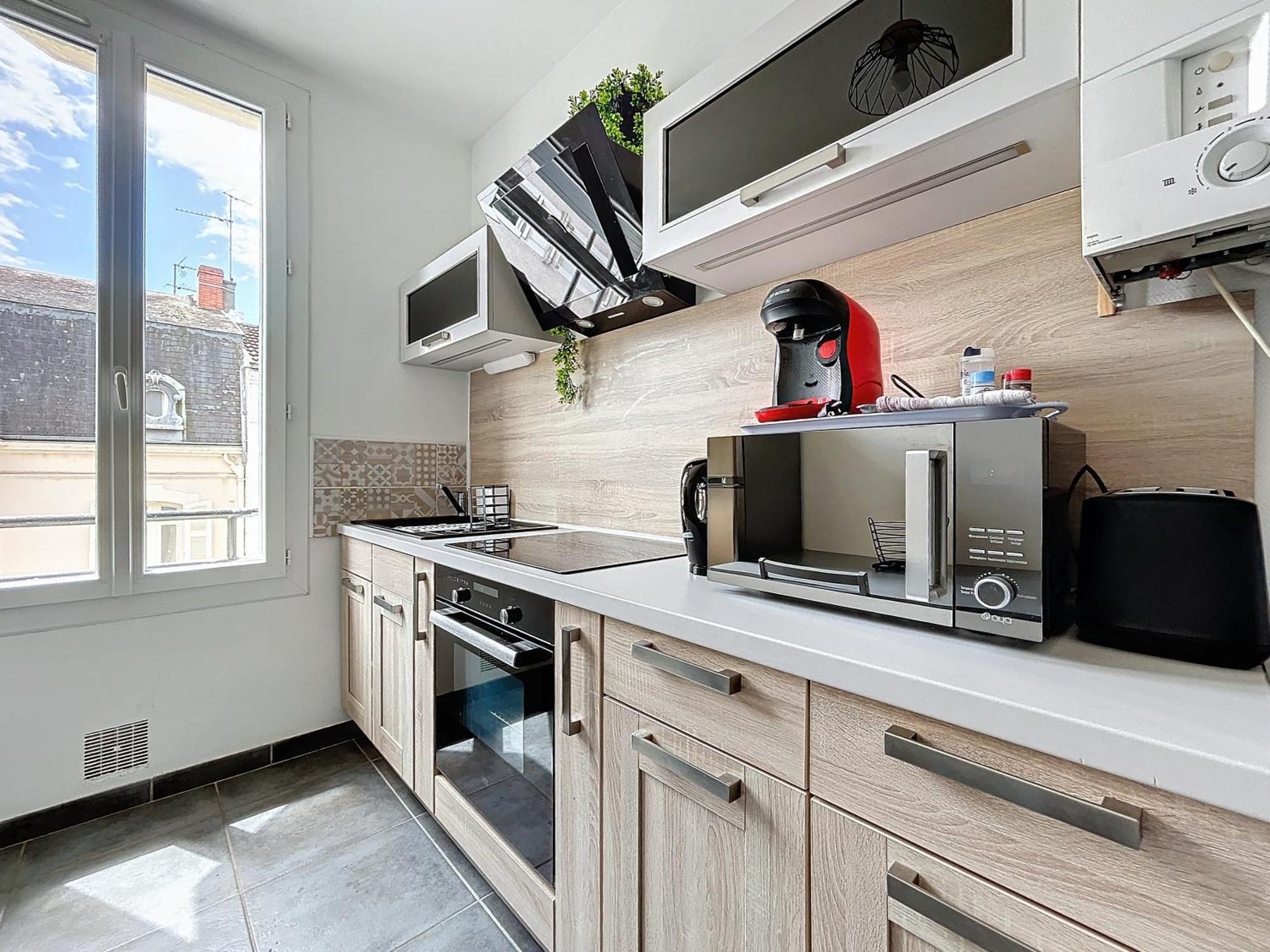Le 4-F2 Centre Historique Apartment Montlucon Luaran gambar